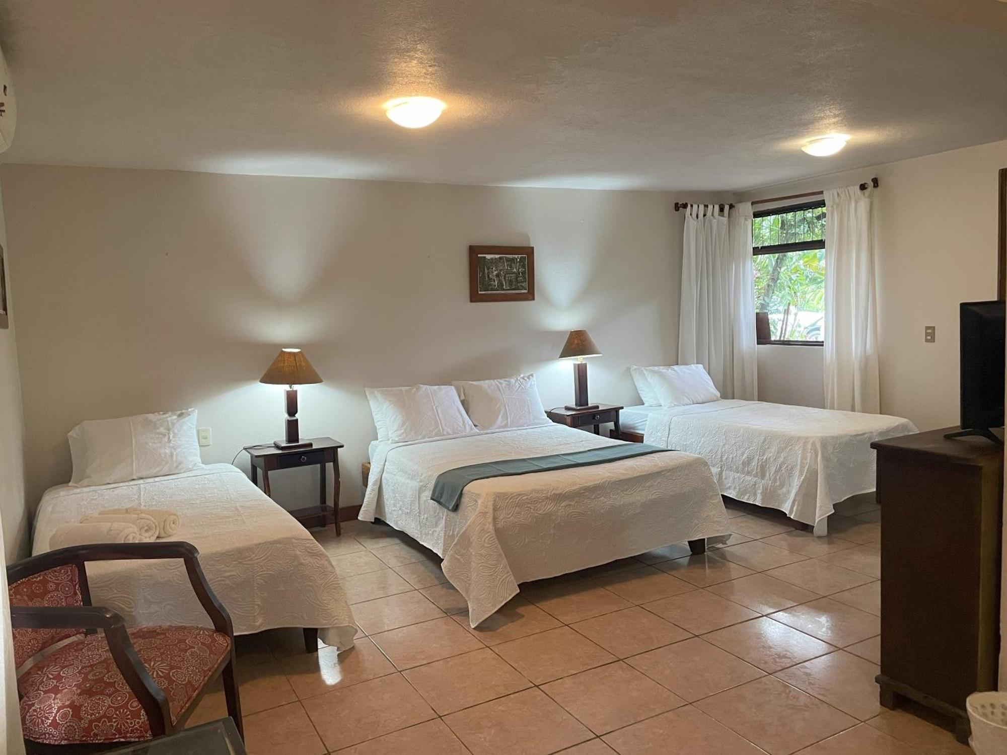 Hotel Cacao Río Celeste Bijagua Habitación foto